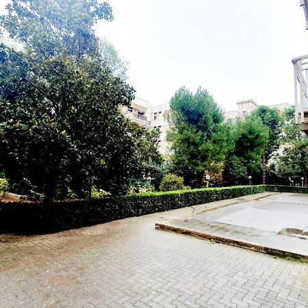 Garden Apartment Bari Bagian luar foto