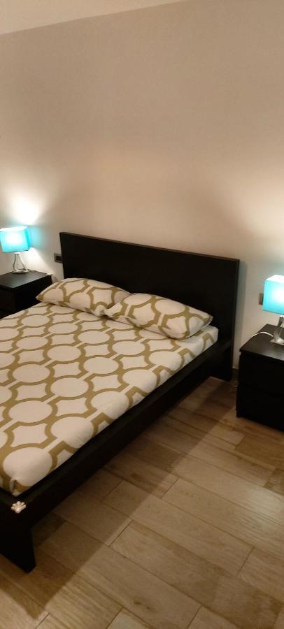 Garden Apartment Bari Bagian luar foto