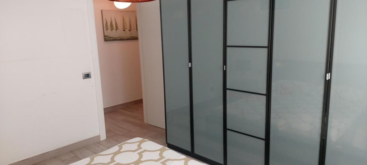 Garden Apartment Bari Bagian luar foto