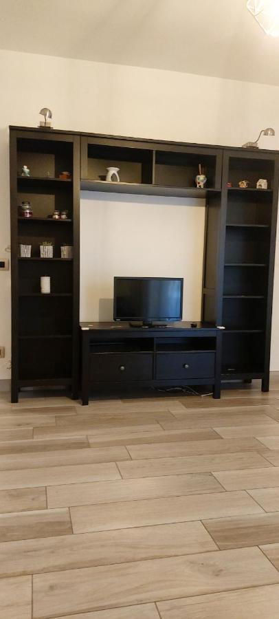 Garden Apartment Bari Bagian luar foto