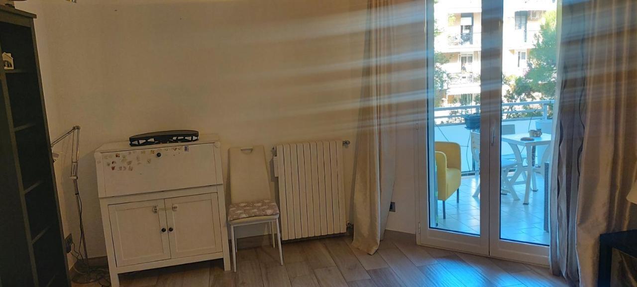Garden Apartment Bari Bagian luar foto