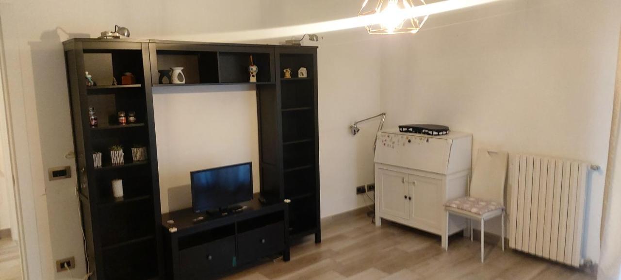 Garden Apartment Bari Bagian luar foto