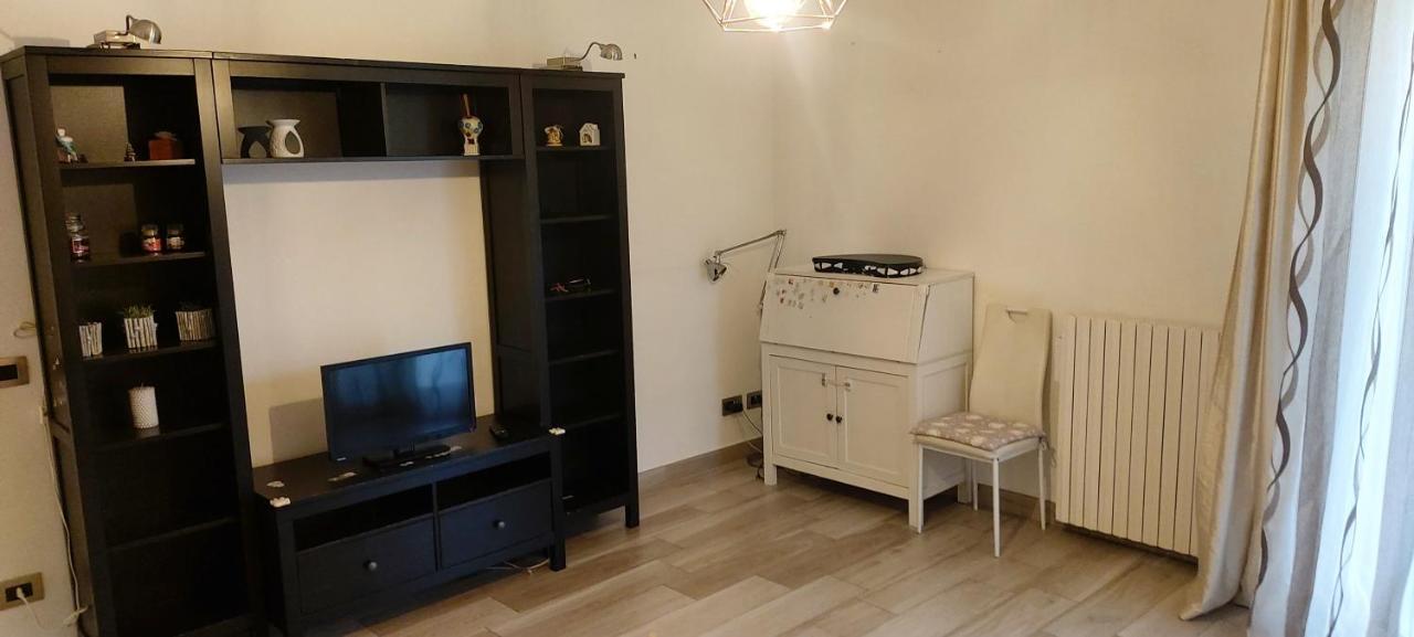 Garden Apartment Bari Bagian luar foto